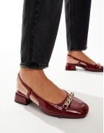 Lion slingback ballet in burgundy