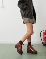 Stone Street lace up hiker boots in brown leather