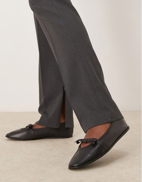 soft leather bow detail flat ballet pumps in black