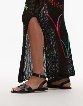 leather cross over strap detail sandal in black