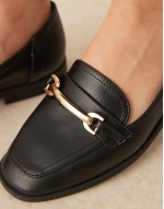 Verity loafer flat shoes with trim in black