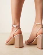 Bridal Wink 2 heeled sandals in blush satin